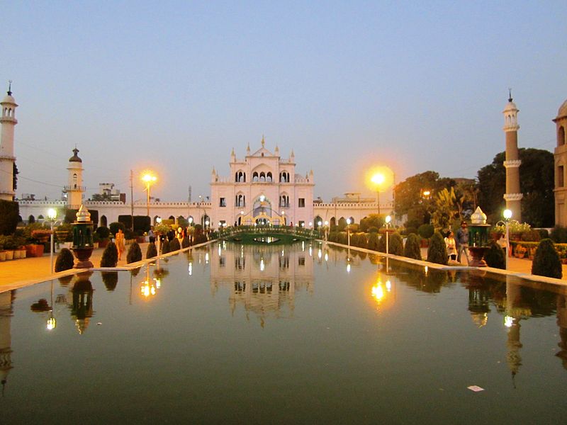 Berkas:Chhota-imambara-lucknow (1).jpg