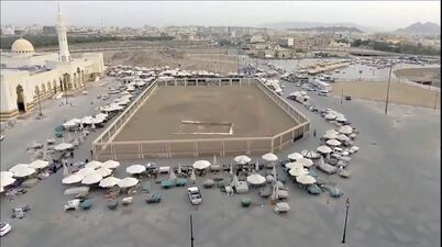 Pemakaman Syuhada Uhud dan Masjid Hamzah.