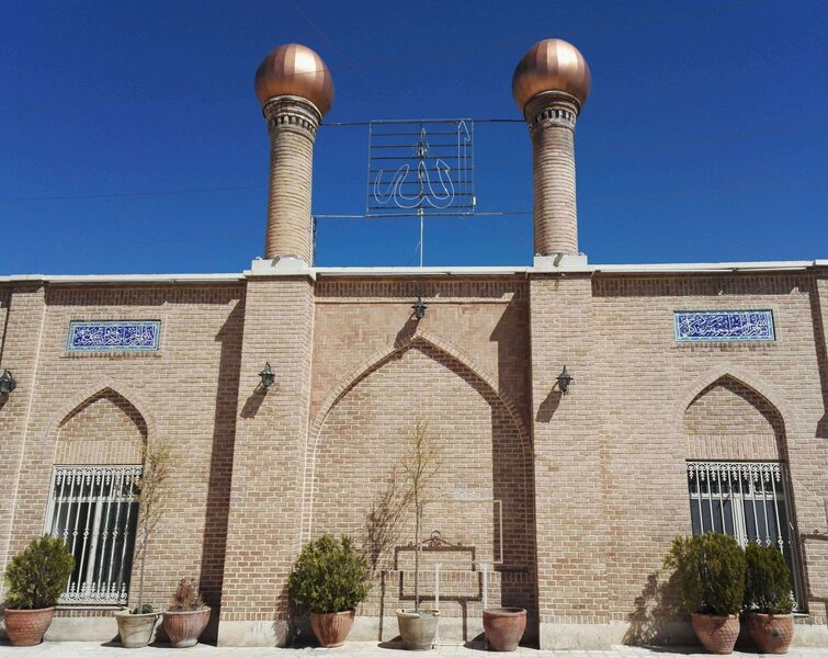 پرونده:مسجد میرزا تقی همدان.jpg