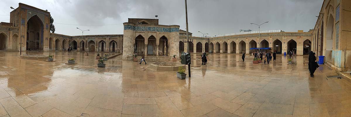 نمای باز مسجد عتیق.jpg