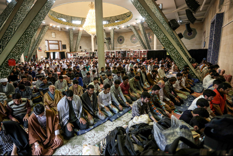 مراسم اعتکاف در مسجد دانشگاه تهران