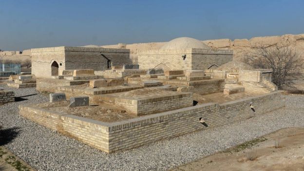 قبرستان تاریخی بلخ