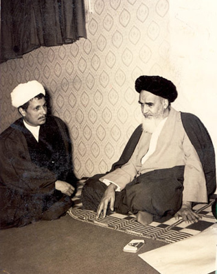 Emam Khomeini va Hashemi.jpg