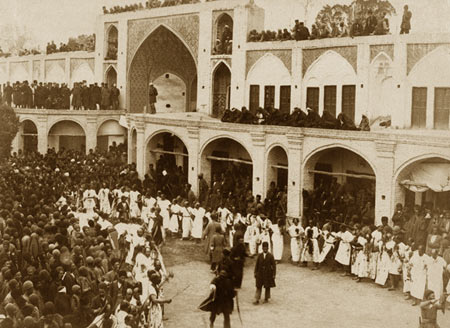 قمه‌زنی ظهر عاشورا در تهران مربوط به دوران قاجار