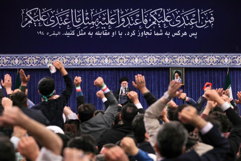 File:آیه اعتدا.jpg